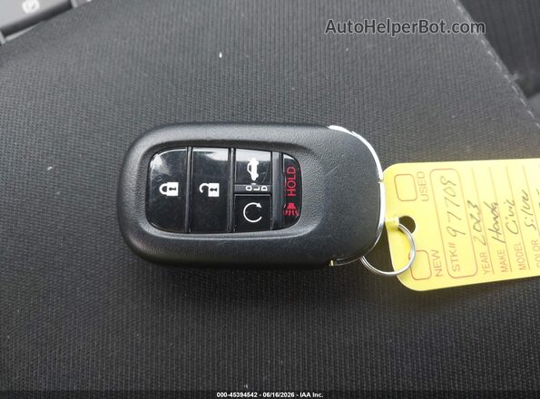 2HGFE1F77PH325175 2023 HONDA CIVIC Серебряный Вид панели приборов
