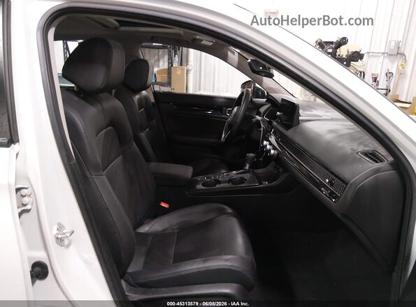 2HGFE1F97PH319863 2023 HONDA CIVIC White Вид салону спереду