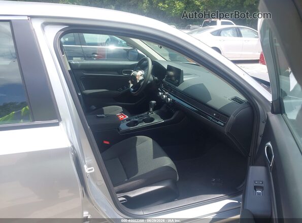 2HGFE2F23TH585481 2026 HONDA CIVIC Silver წინა სალონის ხედი