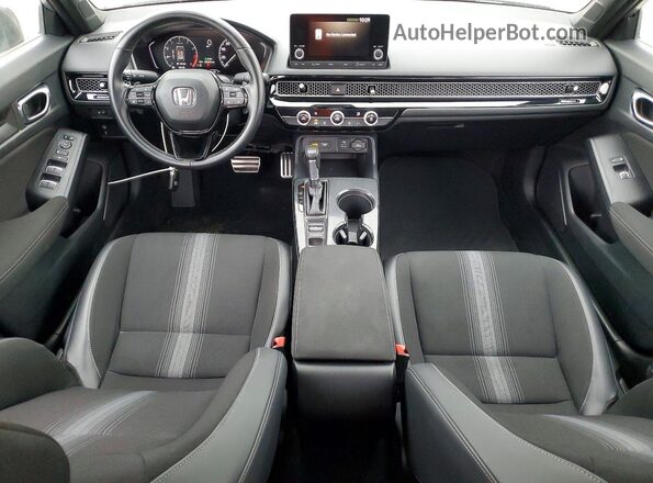 2HGFE2F52NH607046 2022 HONDA CIVIC Серебряный Вид панели приборов
