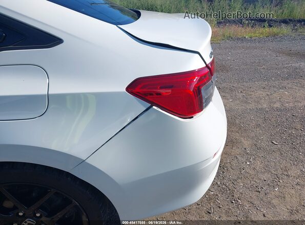 2HGFE2F56NH531766 2022 HONDA CIVIC White Widok z przodu