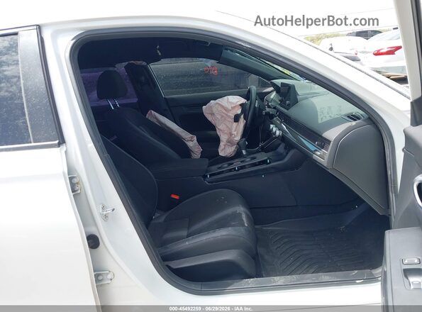 2HGFE2F56RH535242 2024 HONDA CIVIC White წინა სალონის ხედი