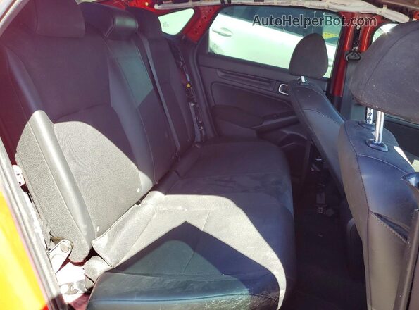 2HGFE2F56RH568936 2024 HONDA CIVIC Red Widok tylnych siedzeń