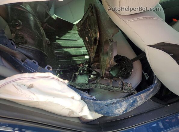 2HGFE4F88TH320474 2026 HONDA CIVIC Blue Vista del compartimento del motor