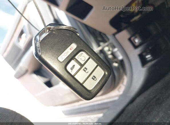 2HKRW2H56JH632989 2018 HONDA CR-V Серебряный Вид панели приборов