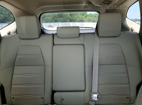 2HKRW2H86HH632267 2017 HONDA CR-V White 
