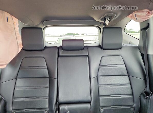 2HKRW2H87JH628217 2018 HONDA CR-V Gray Rear seats view
