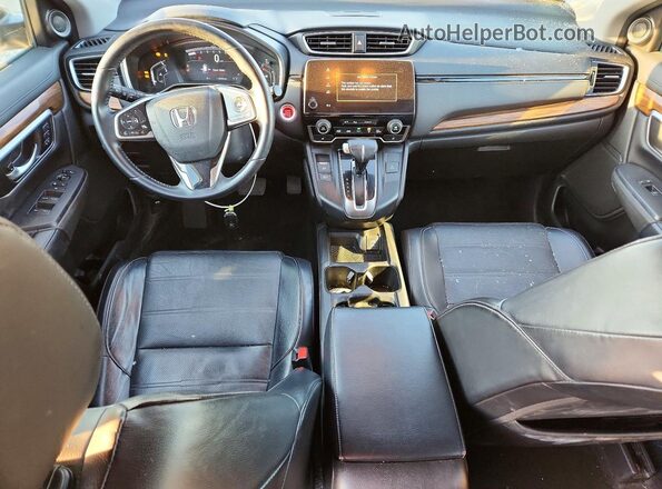 2HKRW2H89JH690332 2018 HONDA CR-V Silver Dashboard view