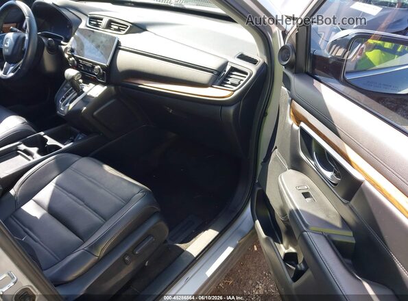 2HKRW2H90JH626060 2018 HONDA CR-V Silver Սալոնի դիմացի տեսք