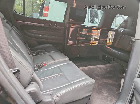 2L1MJ5LTXKBL01732 2019 LINCOLN MKT Black Rear seats view