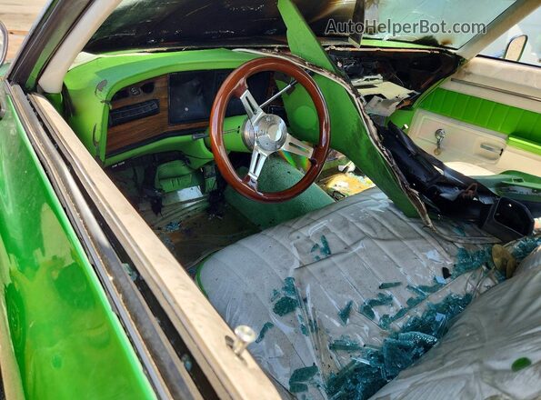 2L57N6P123360 1976 PONTIAC CATALINA Green წინა პანელის ხედი