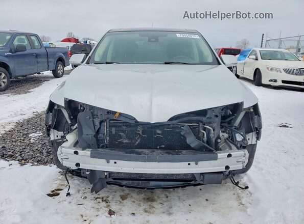 2LMHJ5AT5KBL03878 2019 LINCOLN MKT Серебряный Вид спереди