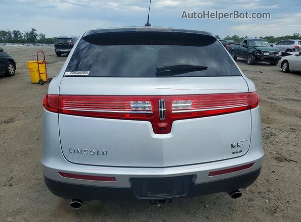 2LMHJ5AT7GBL03193 2016 LINCOLN MKT Silver Rear view