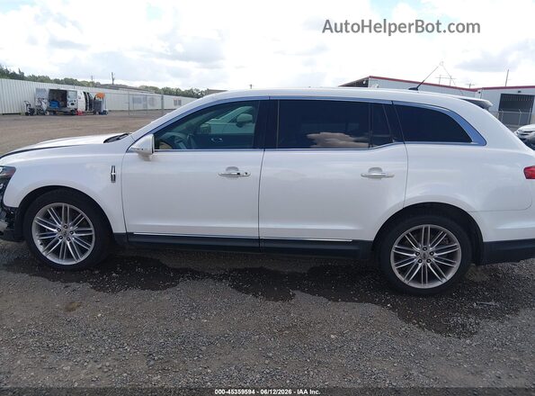 2LMHJ5AT7JBL01547 2018 LINCOLN MKT White Սալոնի 360 աստիճան տեսք