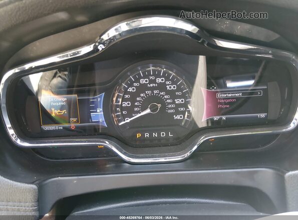 2LMHJ5NK5HBL01476 2017 LINCOLN MKT Black Widok tylnych siedzeń