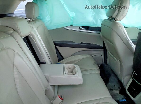 2LMPJ6J90LBL21356 2020 LINCOLN NAUTILUS Red Вид задніх сидінь