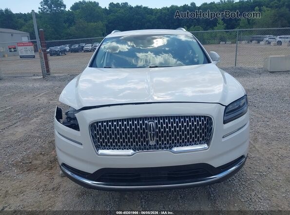 2LMPJ6J90PBL02523 2023 LINCOLN NAUTILUS Белый Вид задней части салона