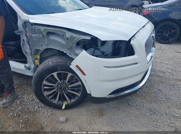 2LMPJ6J90PBL02523 2023 LINCOLN NAUTILUS Белый Вид спереди