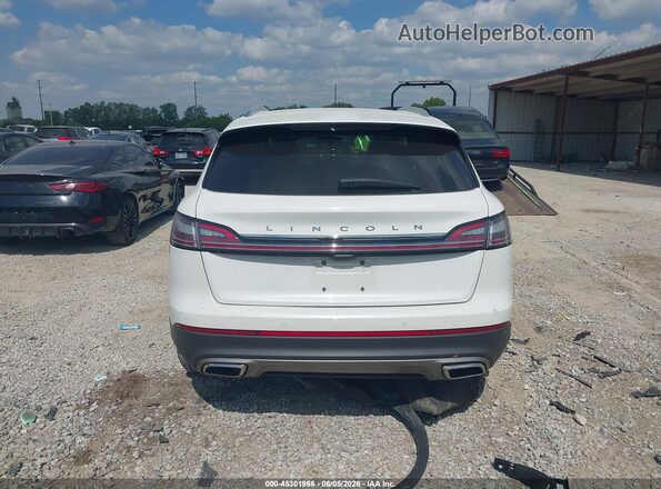 2LMPJ6J90PBL02523 2023 LINCOLN NAUTILUS Белый 