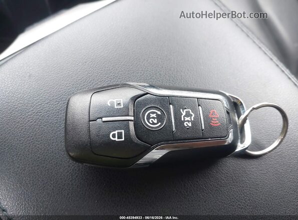 2LMPJ6JR9HBL12873 2017 LINCOLN MKX Red Widok deski rozdzielczej
