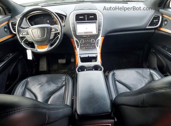 2LMPJ6K97LBL11857 2020 LINCOLN NAUTILUS White წინა პანელის ხედი