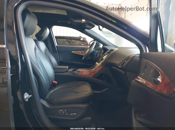 2LMPJ6K98LBL03041 2020 LINCOLN NAUTILUS Black Вид салону спереду