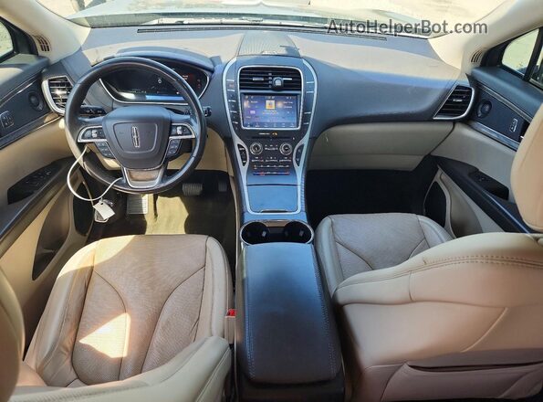 2LMPJ6K9XLBL27938 2020 LINCOLN NAUTILUS Black Vista del salpicadero
