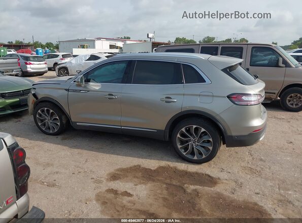2LMPJ6K9XPBL08165 2023 LINCOLN NAUTILUS Gray Vista interior de 360 grados