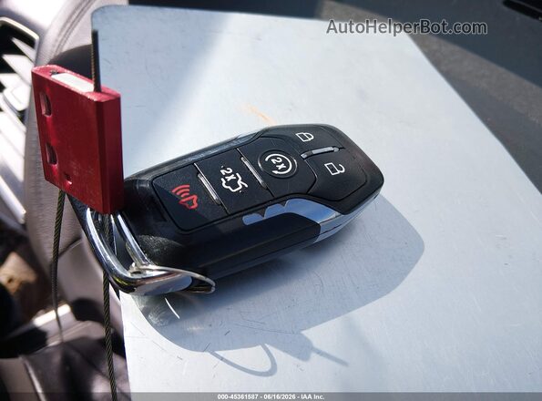 2LMPJ6KR0HBL24344 2017 LINCOLN MKX Белый Вид панели приборов