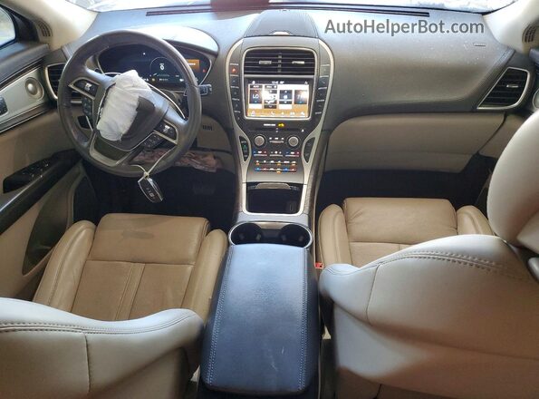 2LMPJ6L9XKBL23191 2019 LINCOLN NAUTILUS White Dashboard view