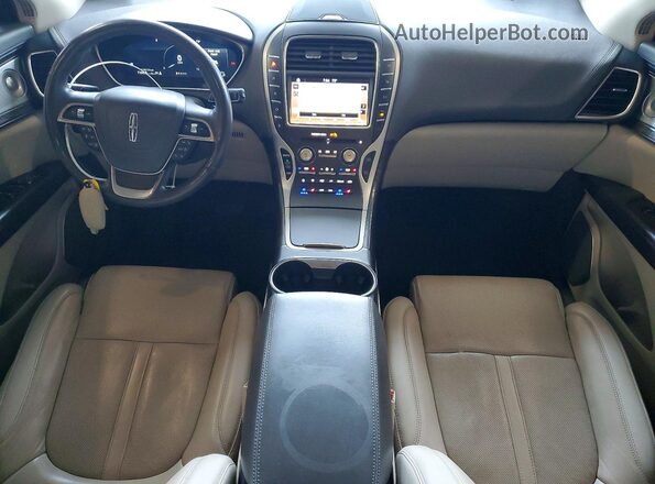 2LMPJ6L9XKBL23241 2019 LINCOLN NAUTILUS White Առջևի վահանակի տեսք