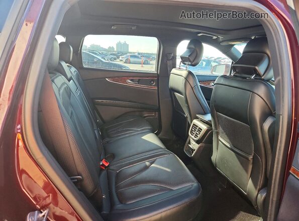 2LMPJ6LP0KBL14840 2019 LINCOLN NAUTILUS Burgundy Вид задньої частини салону