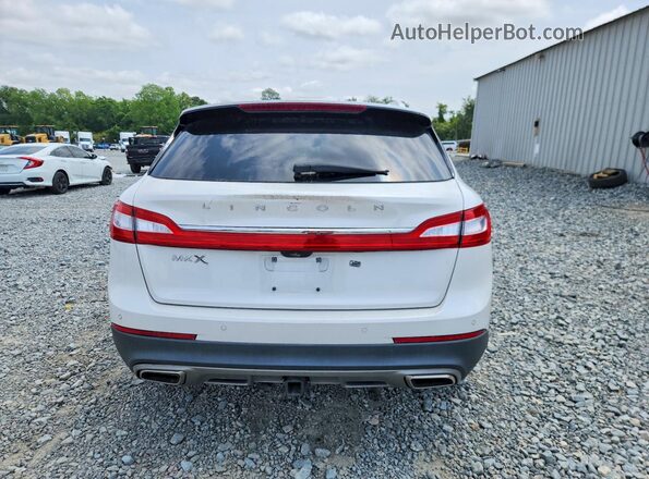 2LMPJ6LR1JBL42548 2018 LINCOLN MKX White Հետևի տեսք