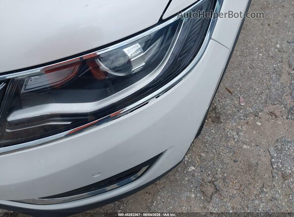 2LMPJ6LR1JBL48205 2018 LINCOLN MKX White წინა ხედი
