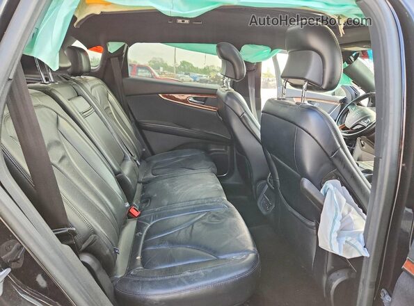 2LMPJ6LR9JBL23357 2018 LINCOLN MKX Black Вид задньої частини салону