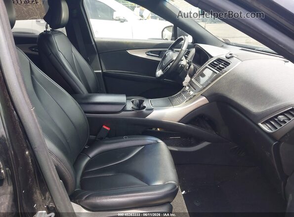 2LMPJ8J94KBL40583 2019 LINCOLN NAUTILUS Black 