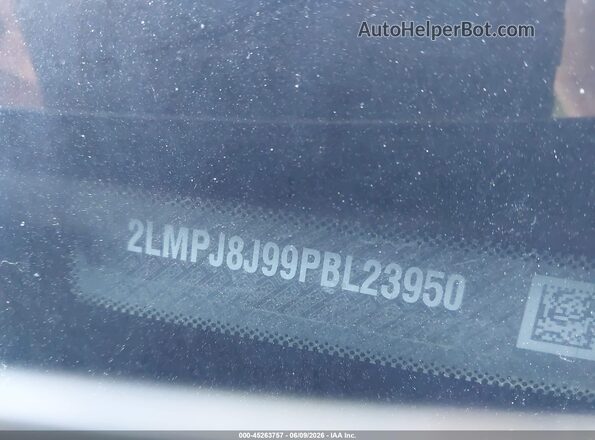 2LMPJ8J99PBL23950 2023 LINCOLN NAUTILUS Gray 