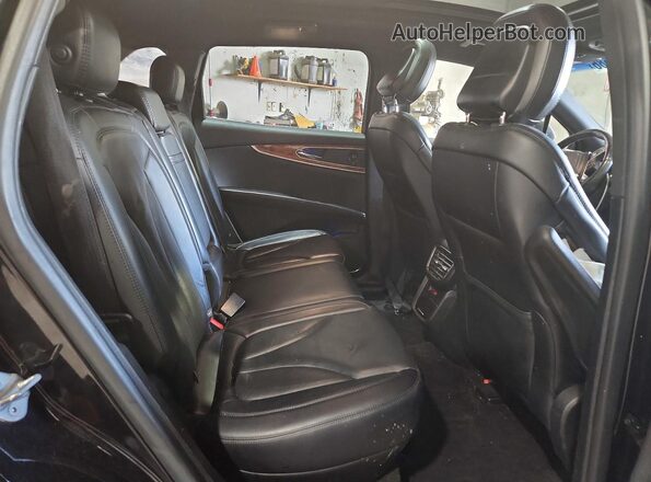 2LMPJ8K95LBL00139 2020 LINCOLN NAUTILUS Black Вид задніх сидінь