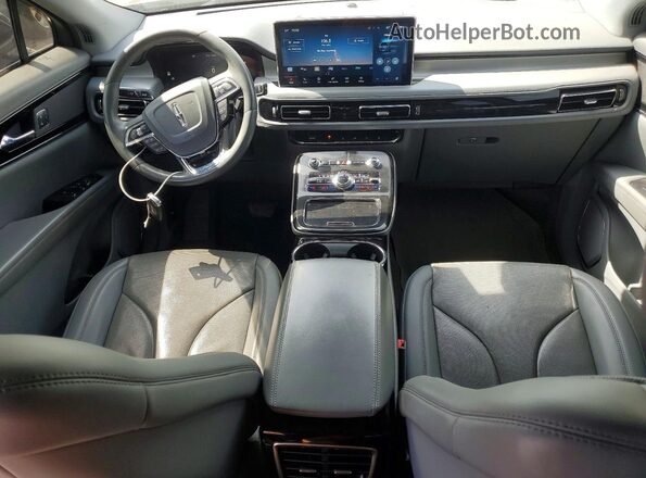 2LMPJ8K95NBL13265 2022 LINCOLN NAUTILUS Черный Вид панели приборов