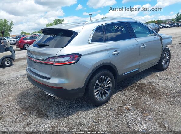 2LMPJ8K95PBL05945 2023 LINCOLN NAUTILUS Серебряный Задняя правая четверть