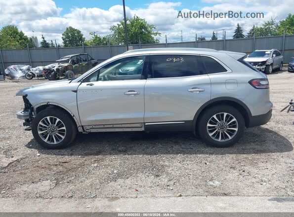 2LMPJ8K95PBL05945 2023 LINCOLN NAUTILUS Серебряный 