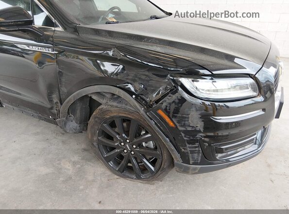 2LMPJ8K99LBL25397 2020 LINCOLN NAUTILUS Black Widok z przodu