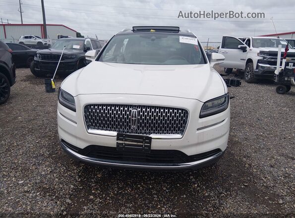 2LMPJ8K9XNBL08675 2022 LINCOLN NAUTILUS White Սարքավորումների վահանակի տեսք