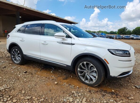 2LMPJ8KP0PBL22926 2023 LINCOLN NAUTILUS White Delantero derecho