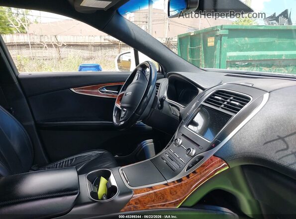 2LMPJ8KR4JBL49717 2018 LINCOLN MKX White წინა სალონის ხედი