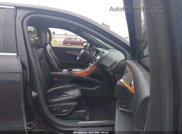 2LMPJ8L92KBL39896 2019 LINCOLN NAUTILUS Black 