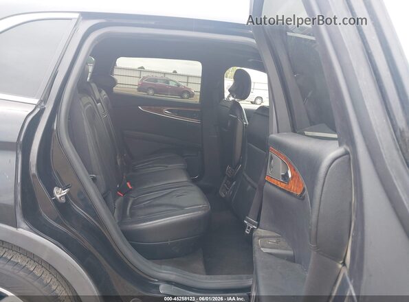 2LMPJ8L92KBL39896 2019 LINCOLN NAUTILUS Black 