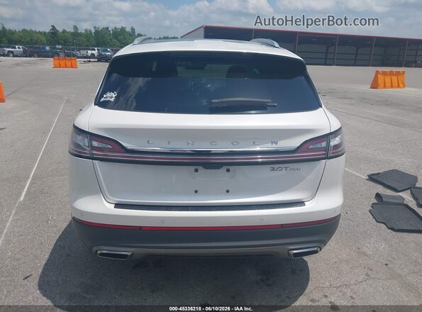 2LMPJ8L9XKBL58633 2019 LINCOLN NAUTILUS White 