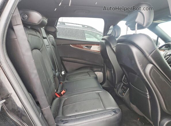 2LMPJ8LP1HBL37001 2017 LINCOLN MKX Black Widok tylnych siedzeń
