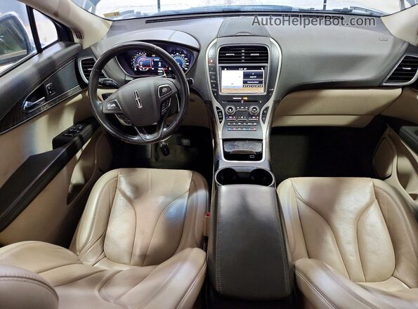 2LMPJ8LR2HBL35212 2017 LINCOLN MKX Blue Vista del salpicadero